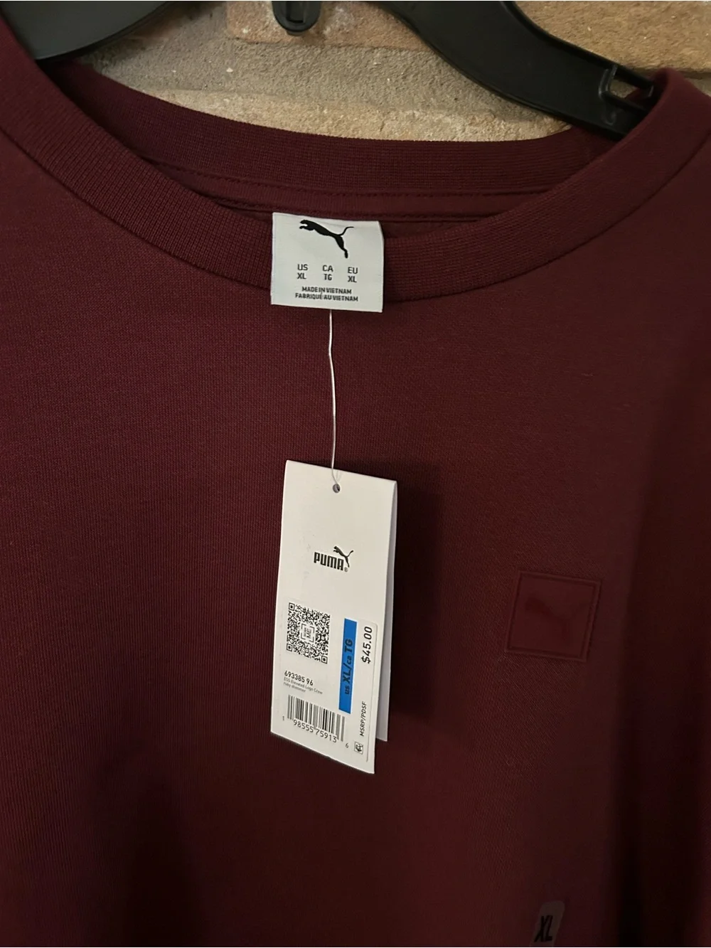 Puma Men's Crewneck Sweatshirt in Burgundy. Size XL. New with tags.